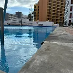 Playa De Americas Apto Cerca De La Playa, Con Piscina Y Parking