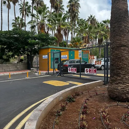 Apartamento Con Piscina Y Parking En Playa De Las Americas Lägenhet *