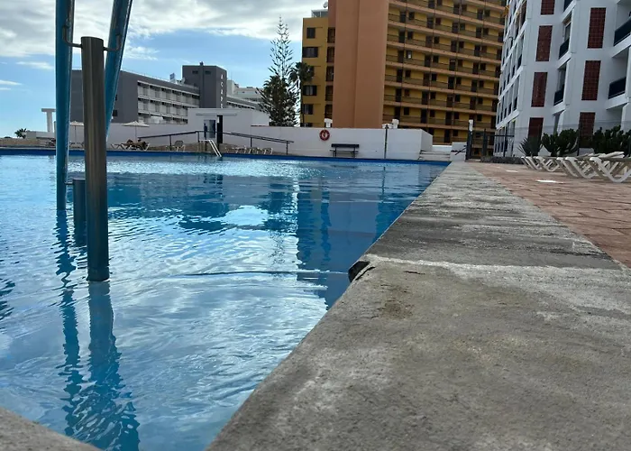 Playa De Las Americas Apto Cerca De La Playa, Con Piscina Y Parking