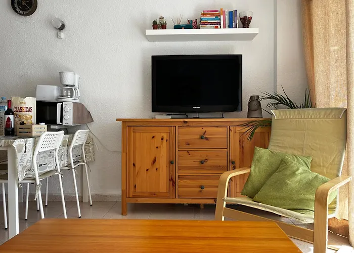 Playa De Americas Apto Cerca De La Playa, Con Piscina Y Parking Appartamento