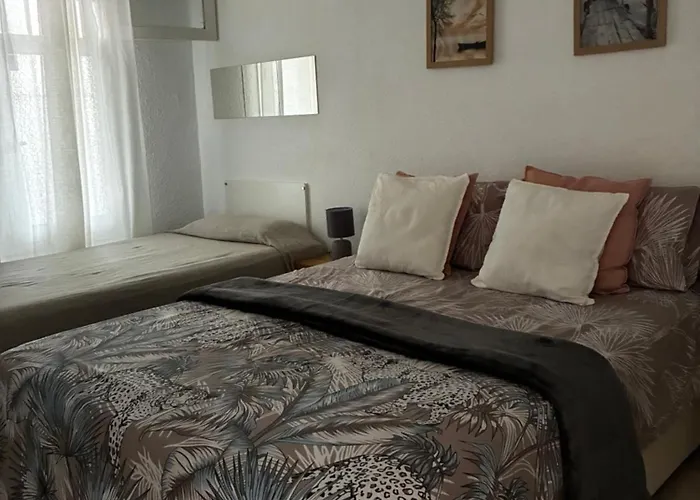 Appartamento Playa De Americas Apto Cerca De La Playa, Con Piscina Y Parking *