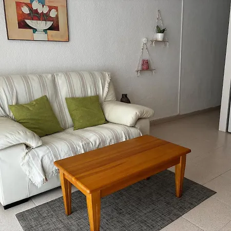 Con Piscinas Y Parking * アデヘ