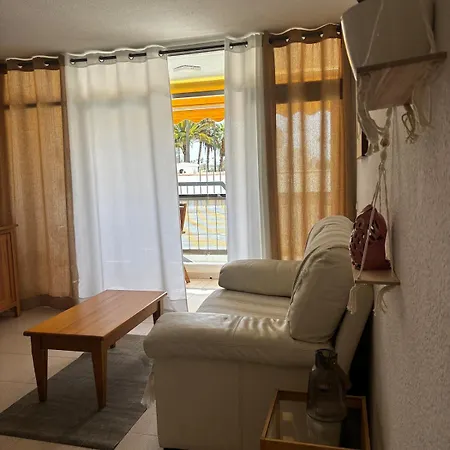 アパート Con Piscinas Y Parking *