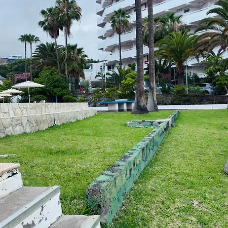 Con Piscina Y Parking En Playa De Américas Appartement *