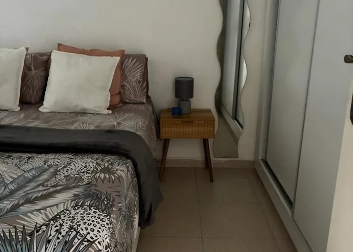 Apartament Playa De Americas Apto Cerca De La Playa, Con Piscina Y Parking *